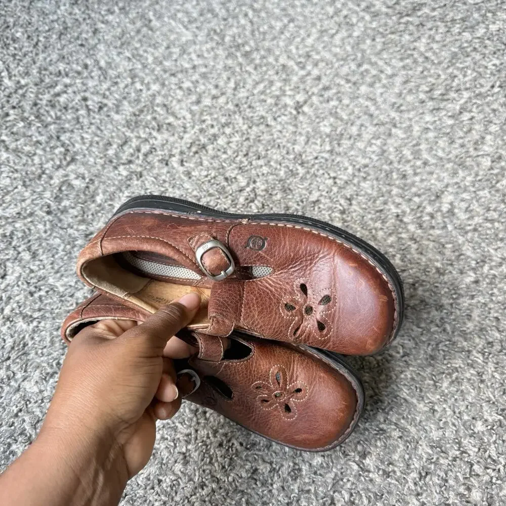 Born Girls Brown Leather Mary Jane Shoes Sz 2.5 Adjustable Buckle Strap Comfort